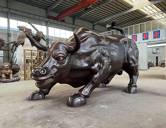 铸铜雕塑牛如何维护保养